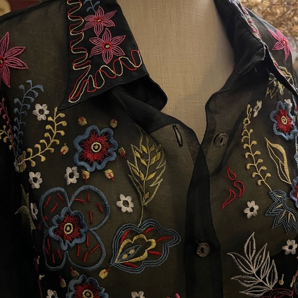 Vintage Donna Vinci Sheer Polyester Embroidery Blouse/Top - Picture 3 of 10